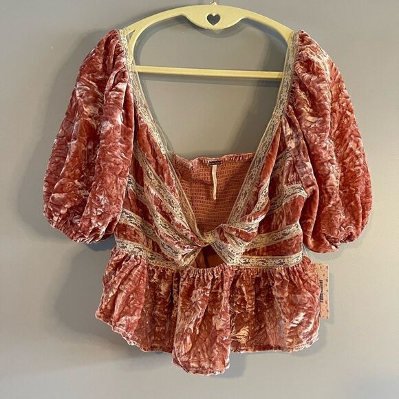 Free People Yours Truly Velvet Top || SZ M || Mauve - Picture 11 of 15